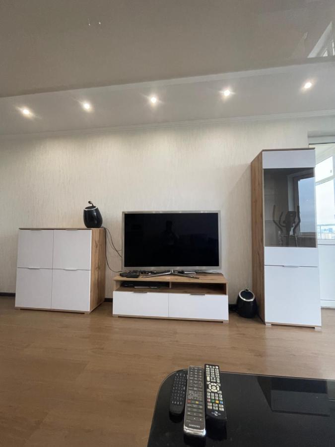View Apartments, 22 Floor With 2 Rooms Kiev Exteriör bild